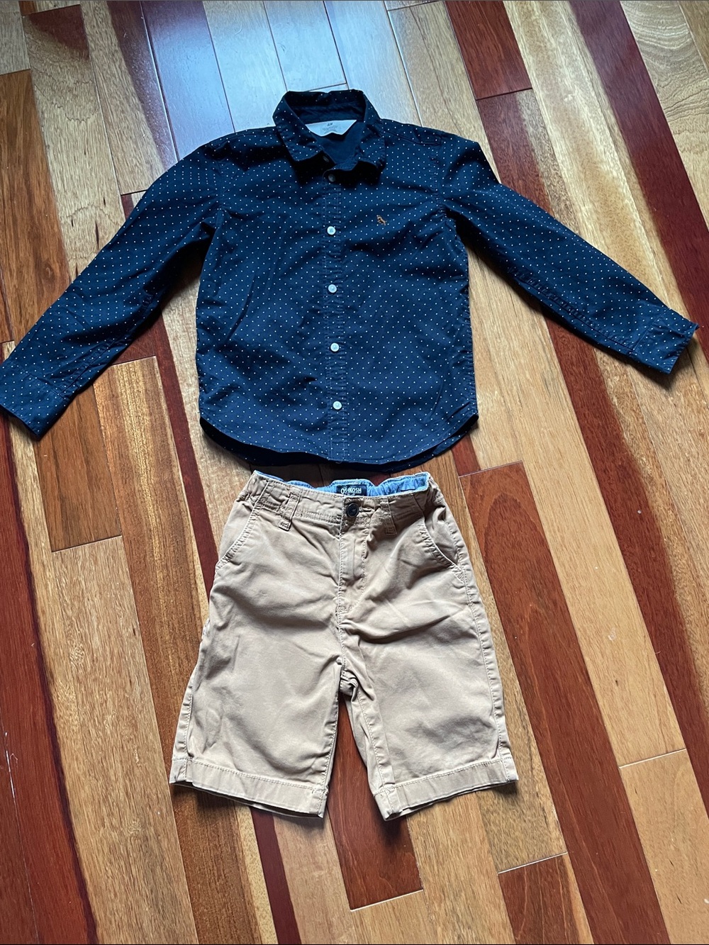 OshKosh B'gosh Navy Dot Button-Down Shirt with Tan Shorts